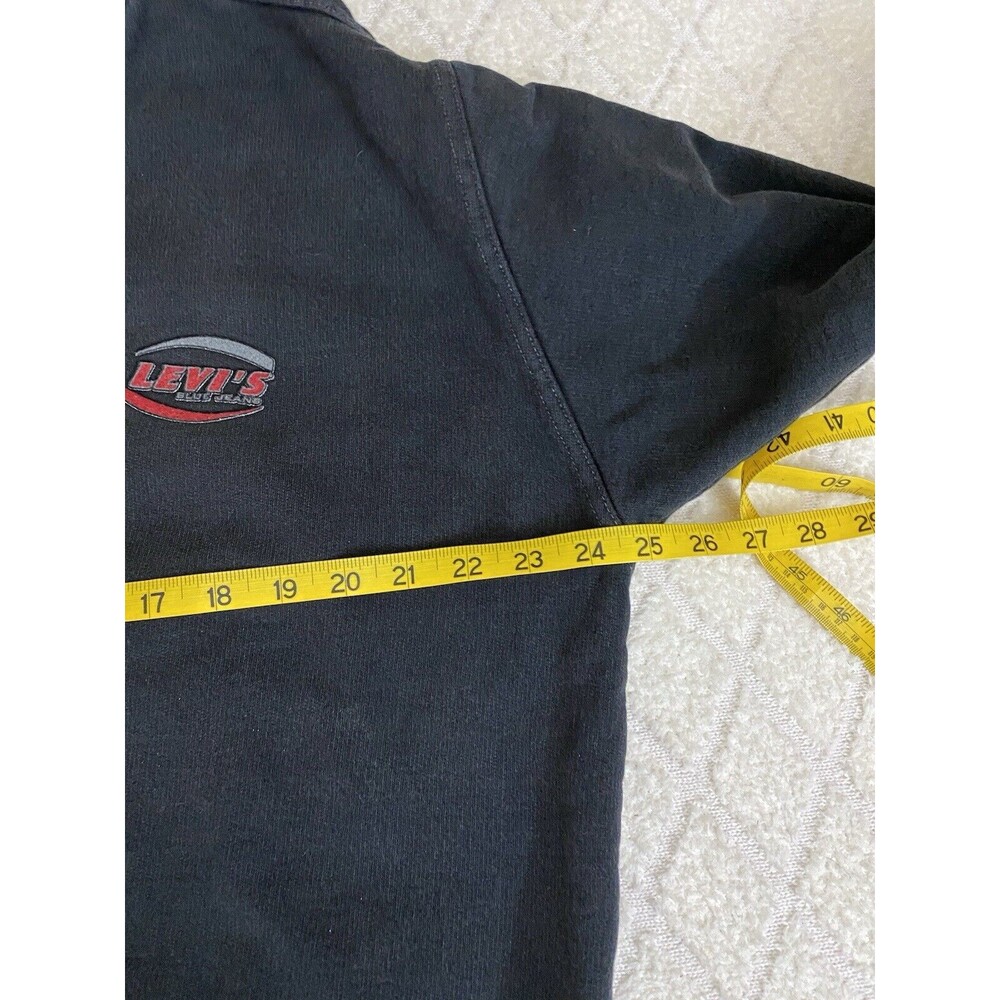 Vintage Levi’s Embroidered Red Logo Black V Neck Sweatshirt Men’s Size Large - Picture 13 of 13